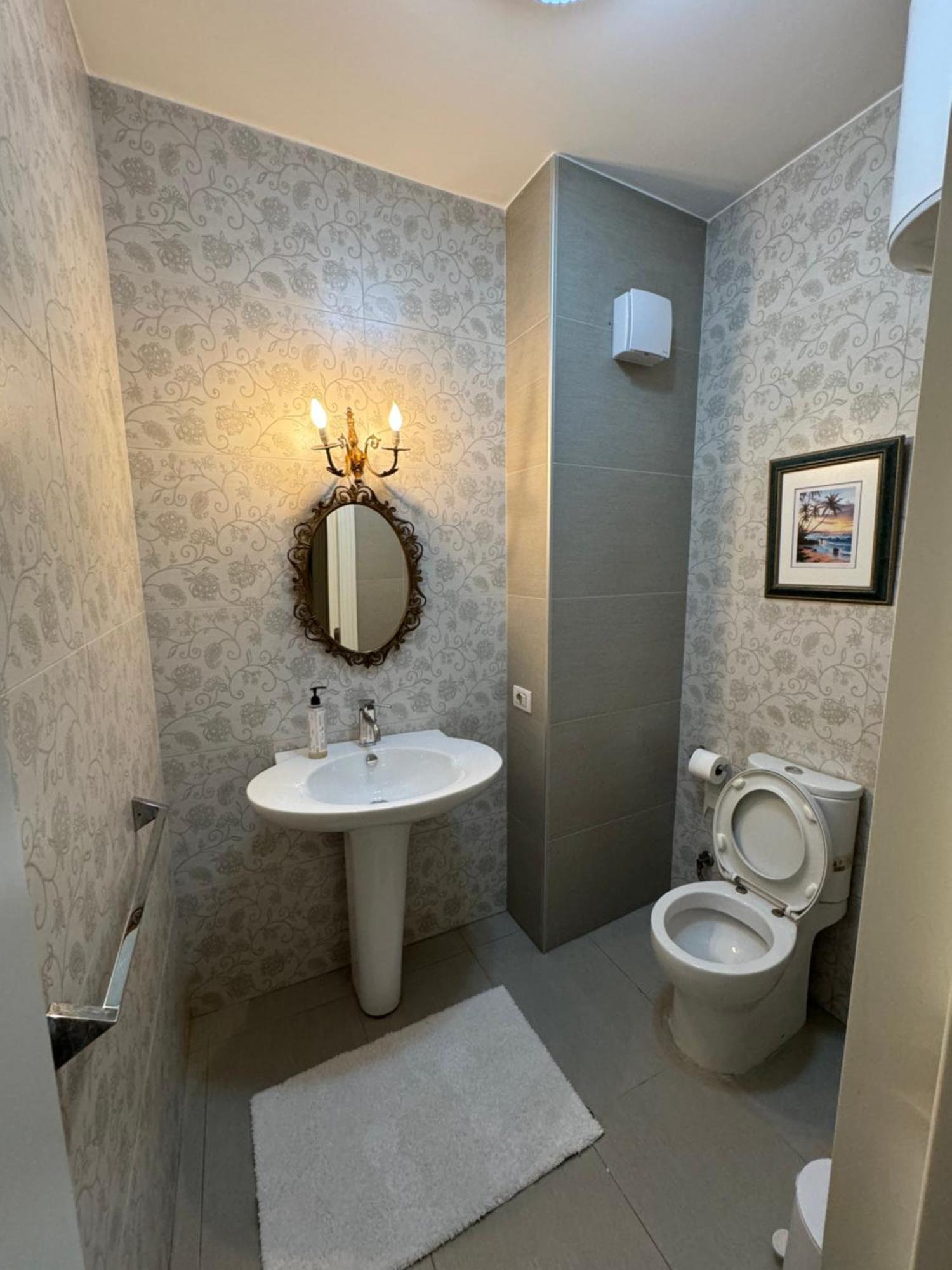 Apartment Lana Riverside Tirana